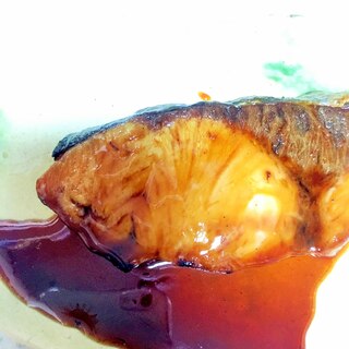 油を落として！焼きが決めてのぶりの照り焼き